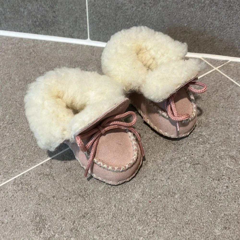 Polo Ralph Lauren Tribe Baby Infant Crib Booties Shoes Boots girls Size 0